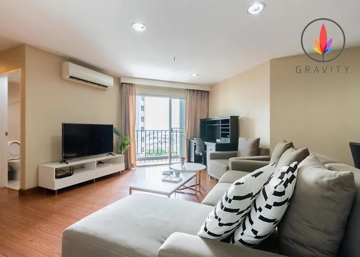 Mrt Rame9 Jodd Fairs Night Market, Walk For A Few Minutes, Two Bedrooms And Two Bathrooms