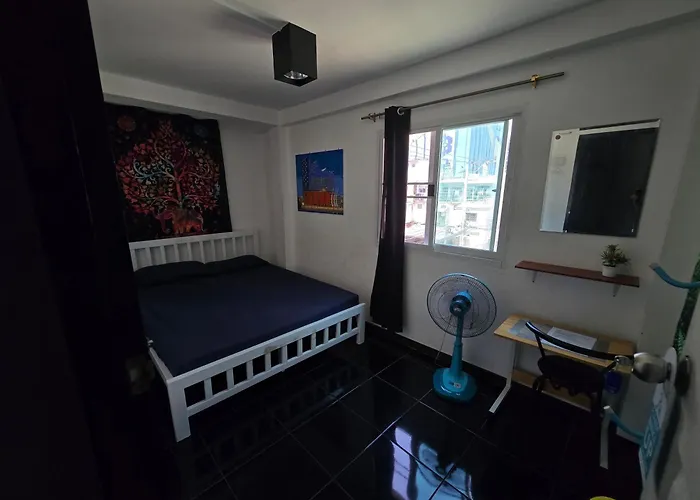 Jatujak Bangkok Guesthouse R 03-06