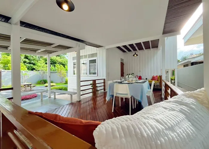 Rare Find 80 Yrs Heritage Peaceful House In Bkk