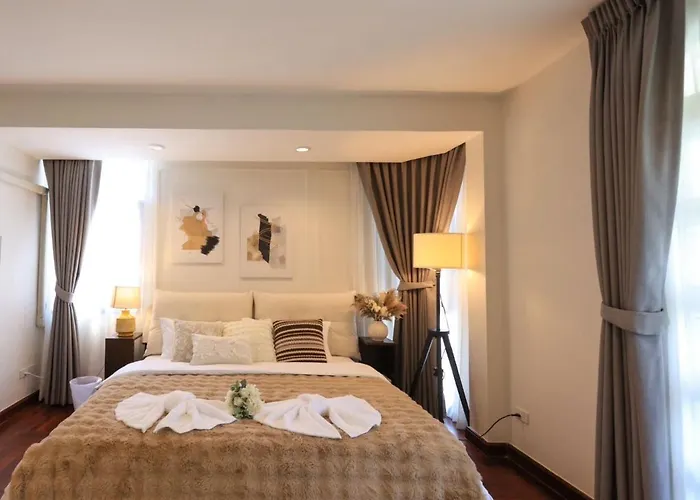 Private Pool Villas Sukhumvit 26 Near Bts Phrom Phong And Emsphere