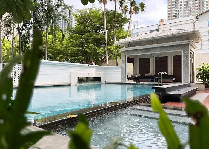 Modern Stay Near Iconsiam L Steps To Bts Krung Thon Buri L Ultra Fast Wifi