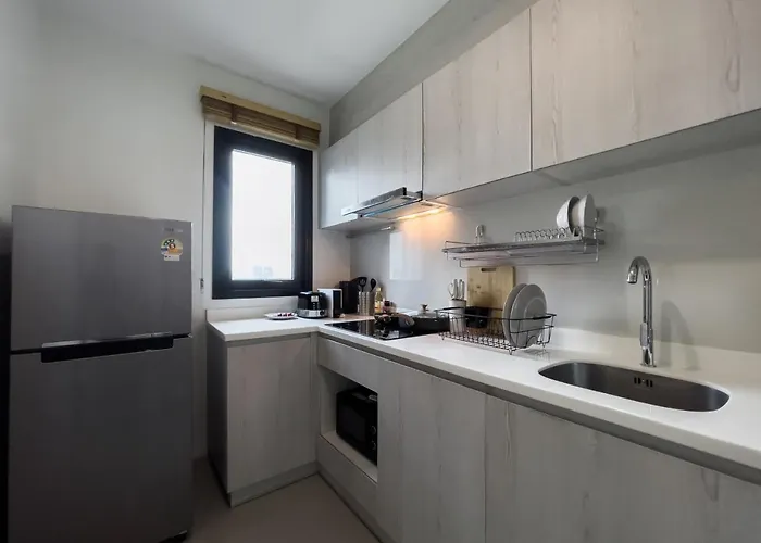 150 M To Mrt L Workspace And Kitchen L Suana L Sontana