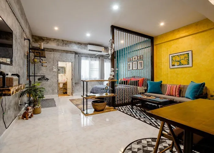 Double Studio With Balcony & Private Bath By Smile Loft