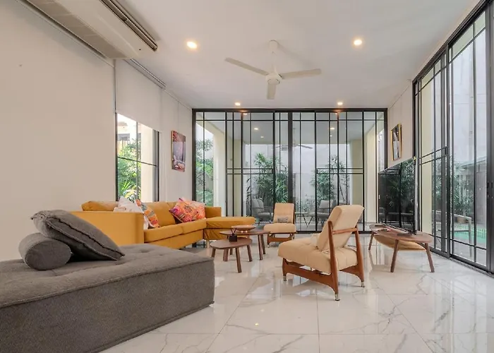 Sukumvit Pool Villa 5Br 5-7Min-Walk To Thonglor Sky Train