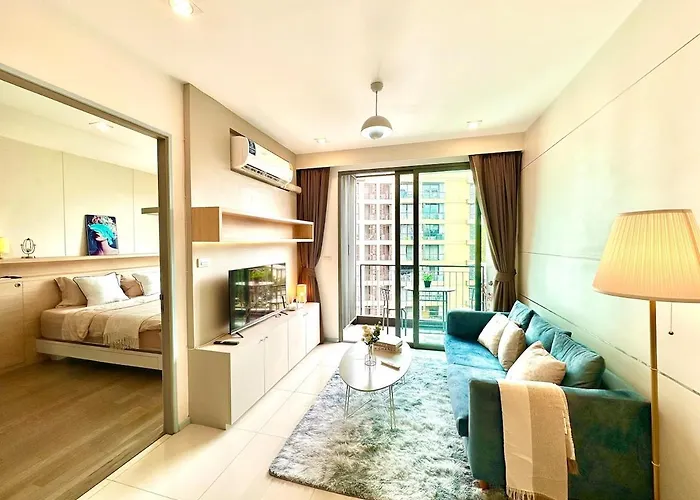 Bright & Spacious Apartment