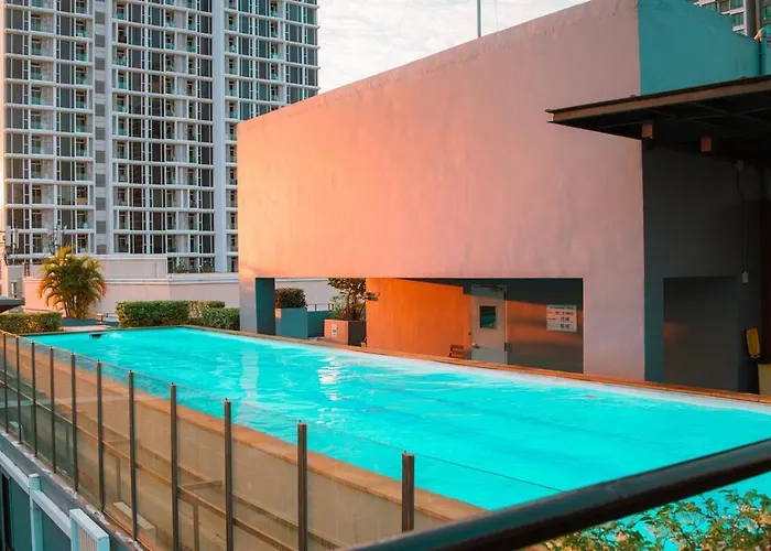 Zenith Place Huge 2Br Low-Rise Condo