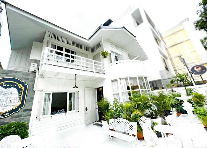 Rq Timeless Dinsor Cultural Heritage House
