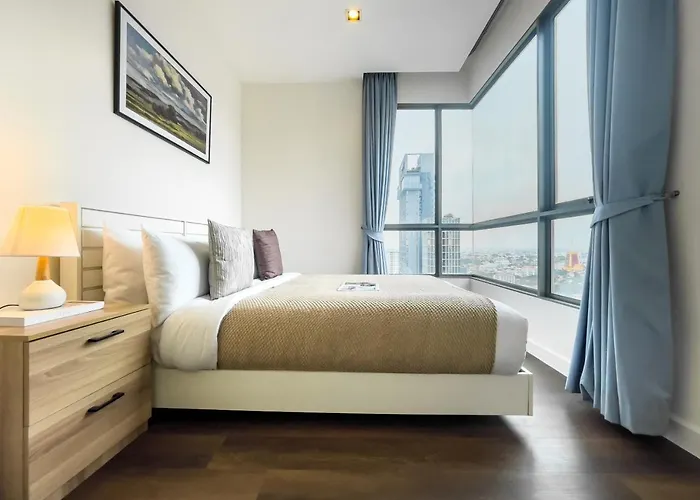 Near Bts L Central Sukhumvit L Pool And Garden L Sontana