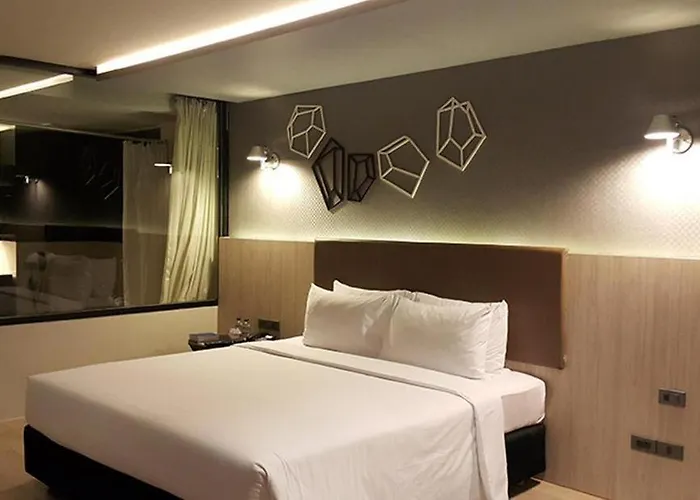 The Heritage Silom Hotel