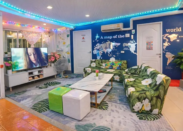 White House Hostel Khaosan