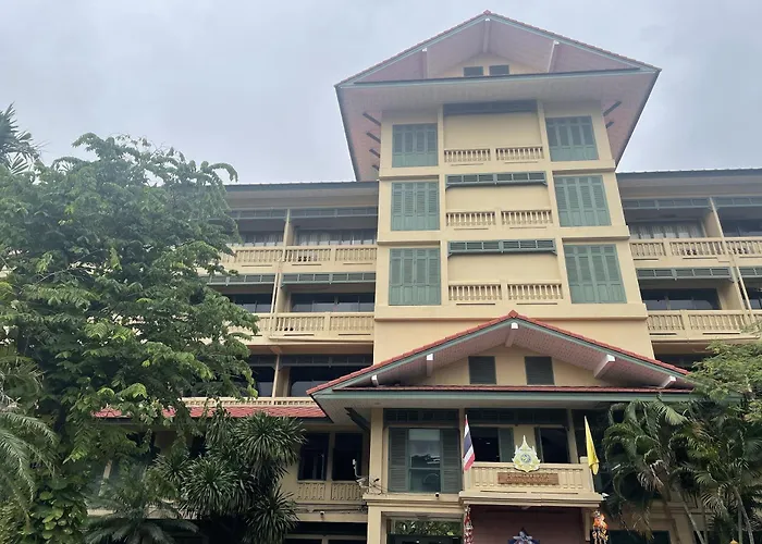 Suan Sunandha Palace Hotel