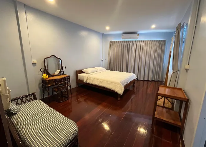 Saen Saran Property