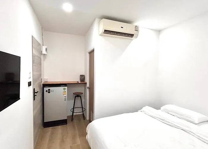 65 Hostel Bangkok