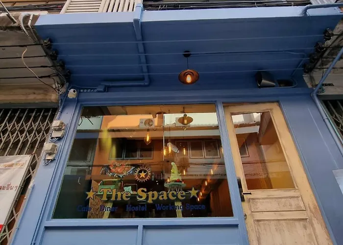 The Space Hometel - Women Only