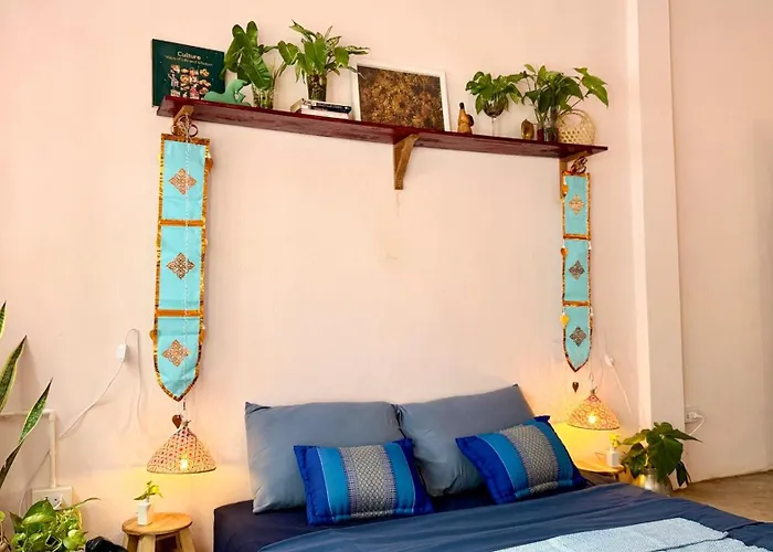 Baan Yentafo - Pink House 2Nd Floor
