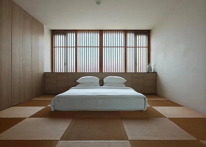 Japanese Style 1-Bedroom 162M Bts Thonglor-Ekmai 竹 レジデンス
