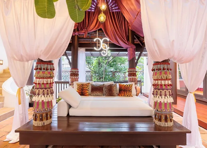 Cbd Private Pool Villa Nanny Free Thai Costumes 24Hrs Security Breakfast