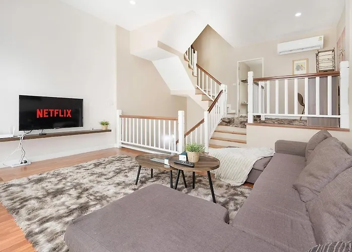 Modern 3Br Rama Mansion Near Airport Plus Amenities