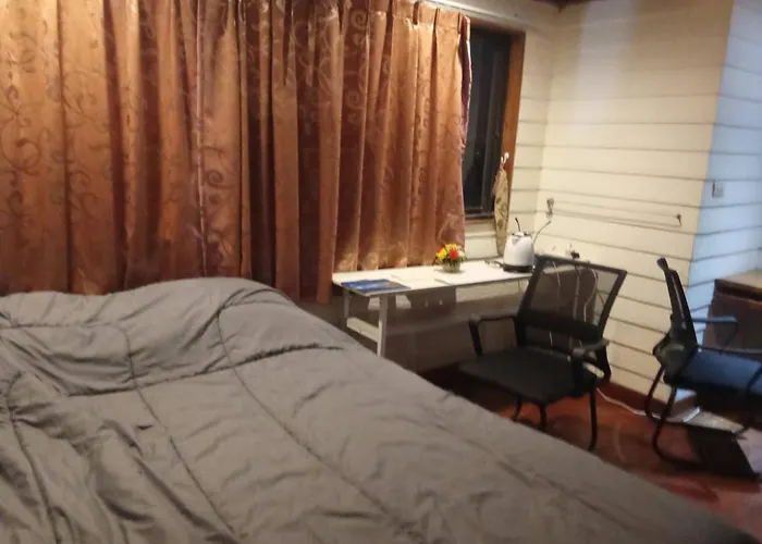 Spacious City-View Apartment With Modern Amenities In Krung Thep