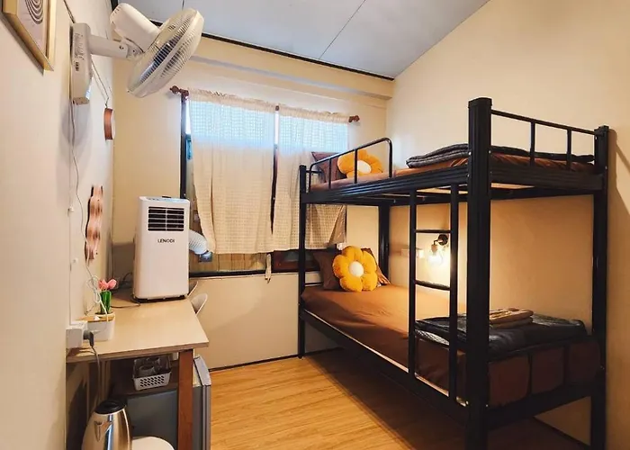 215-Olan Place Free Wi-Fi And Near Bts Line
