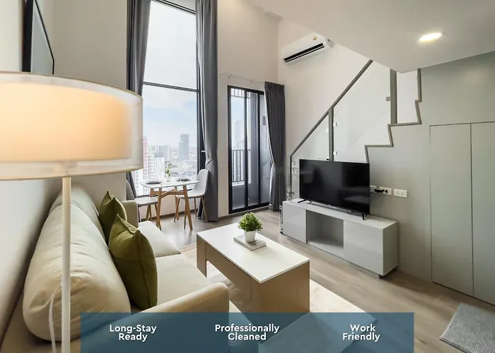 250M Bts L Duplex Unit L Rooftop Pool L Sontana