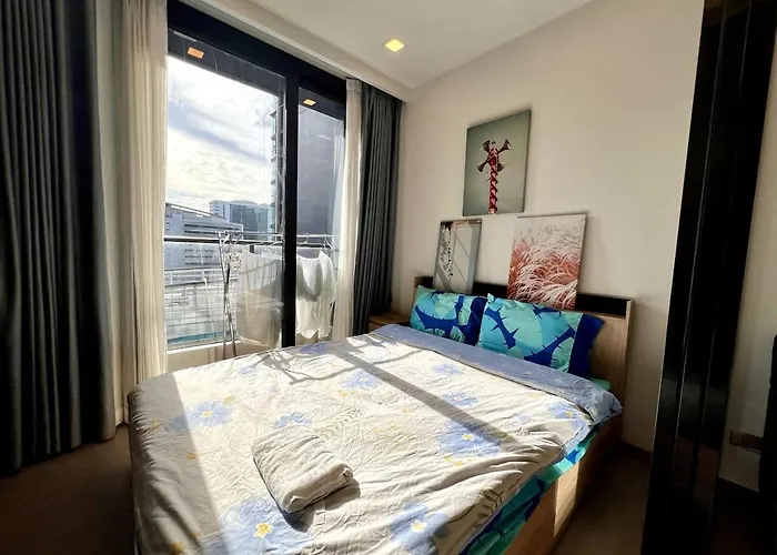 Free Parking With Balcony Pool And Gym Mrt 200M