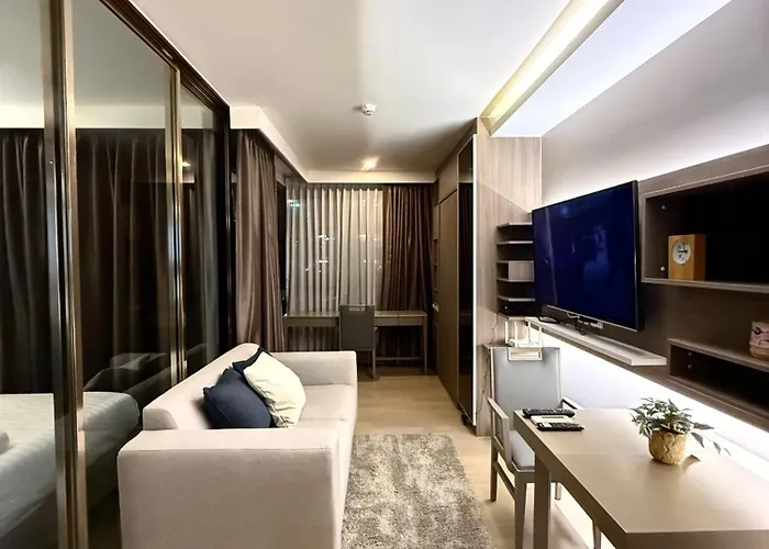 Cozy Room In Sukumvit