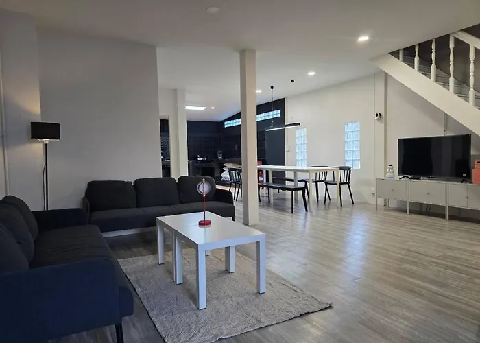 Charming 3-Bedroom House In Bueng Kum, Thailand