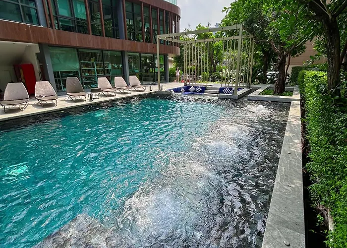 Luxury Apartment Near On Nut Bts Station With Swimming Pool
