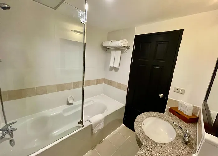Siam Piman Hotel