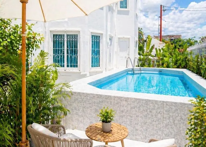 Private Pool Villa Resort Style, Heart In Bkk ,Metro,Cabaret Show,Rca, Jodd Fair,Chatuchak