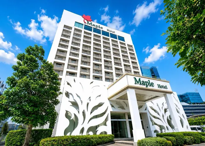 Maple Hotel