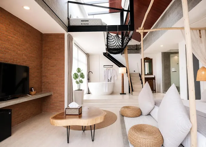 Yolo Bangkok Boutique Hotel