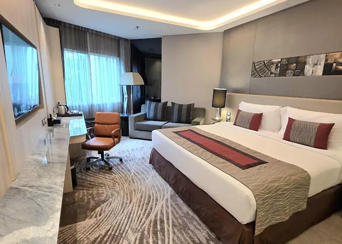 Graceland Bangkok By Grace Hotel