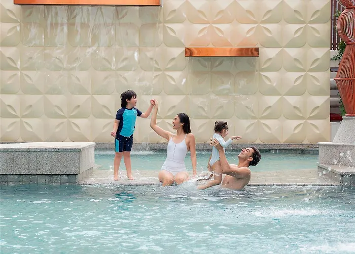 Novotel Living Bangkok Sukhumvit Legacy
