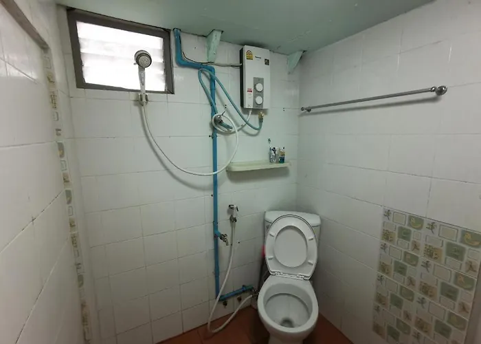 Oyo 730 Meedee Hostel