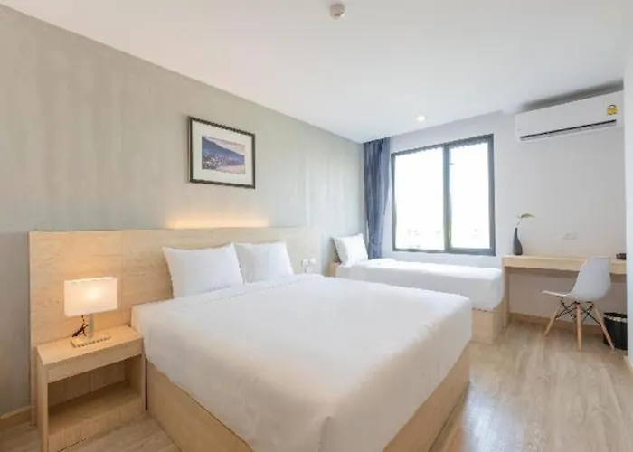 B2 Don Mueang Premier Hotel