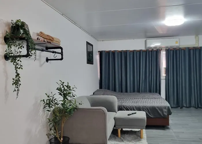 Popular Muang Thong Thani Condo, Building T9, Floor 4, Room 36