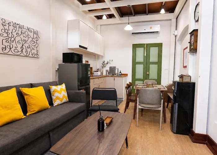 Entire Home 2Br 2Ba Chinatown - Songwat