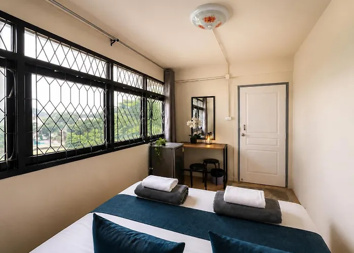 The Cage - Grand River Inn