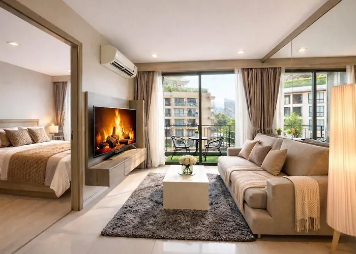 Bright & Spacious Apartment - Asoke