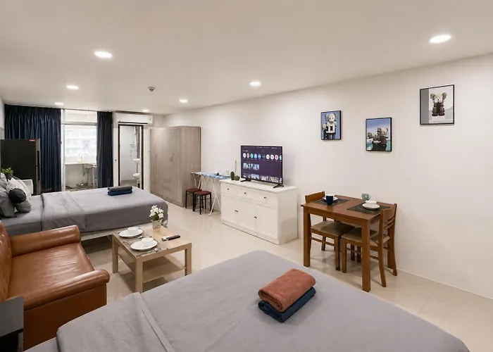 1Br 50Sqm Sleeps 4 Near Bts & Nightlife