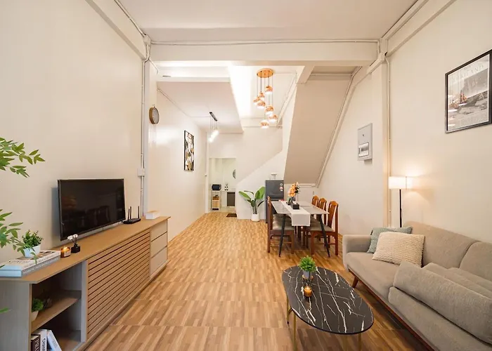 Siam Place - Spacious Family House In Bangkok