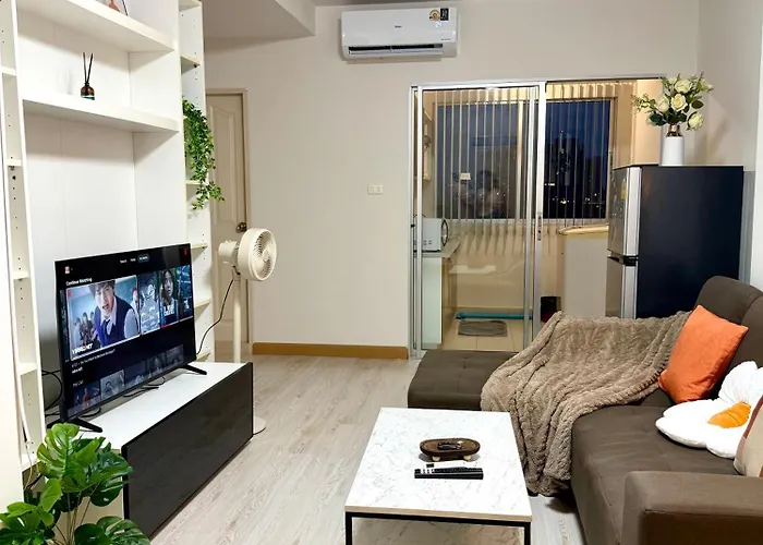 Breezy 1Br Near Bts Udomsuk