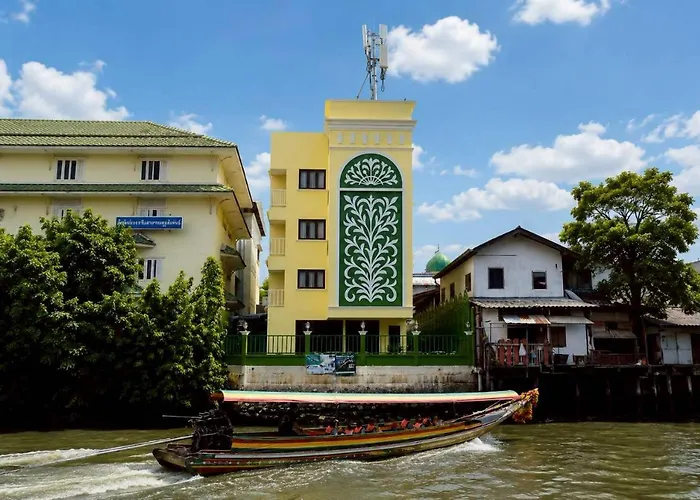 Bangluang Boutique Hotel Nearby Wat Arun