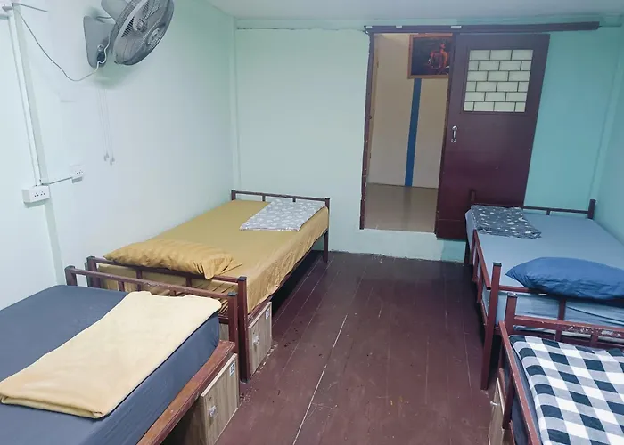 Roxx Social Hostel