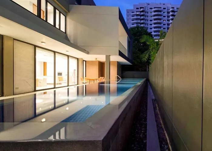 Premium 6Br Ekkamai Villa With Pool Home Theatre