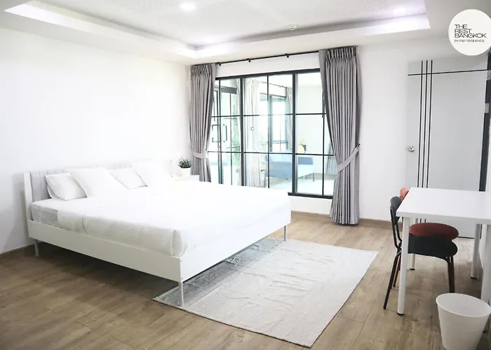 The Rest Bangkok By P&P Residence