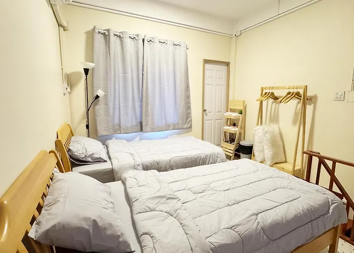 Mingle Banglumphu Staycation