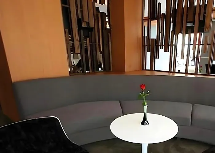 Rd Hotel